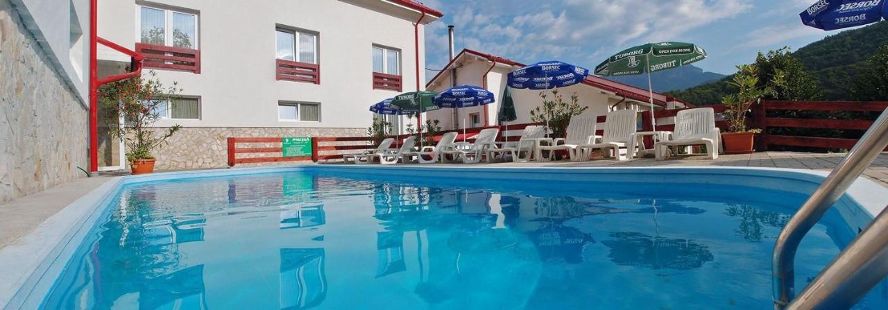Hotel Domnitei Călimăneşti المظهر الخارجي الصورة