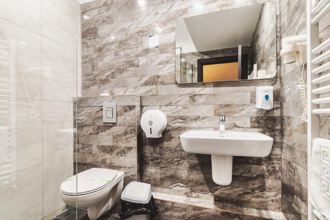 Hotel Domnitei Călimăneşti المظهر الخارجي الصورة