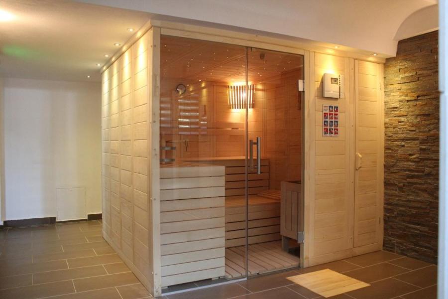 Hotel Domnitei Călimăneşti المظهر الخارجي الصورة