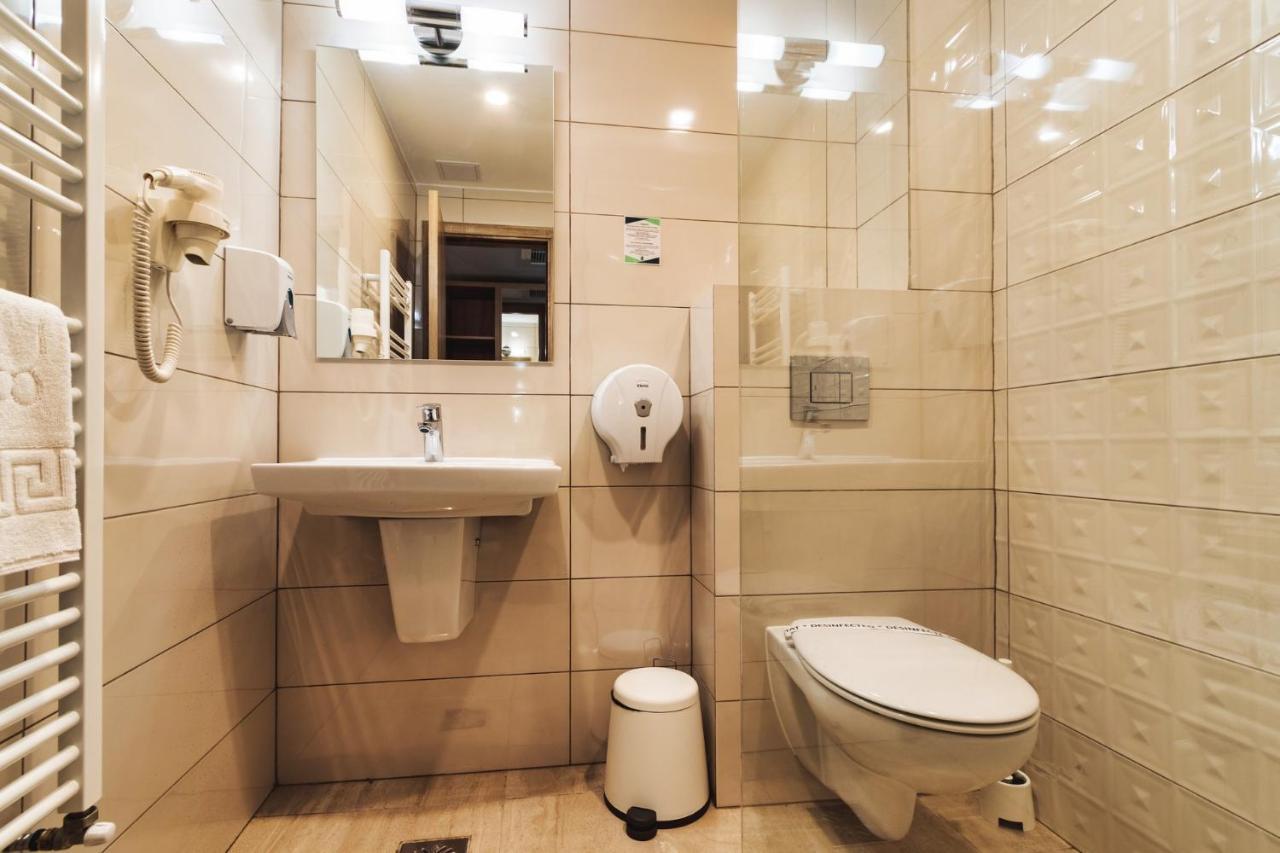 Hotel Domnitei Călimăneşti المظهر الخارجي الصورة