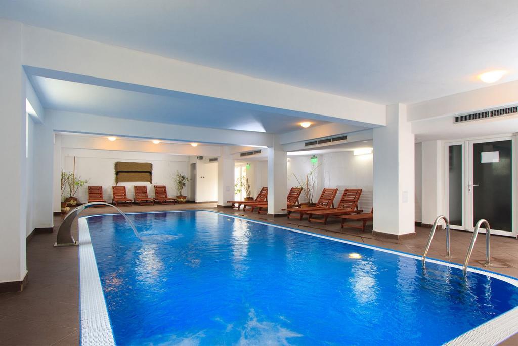 Hotel Domnitei Călimăneşti المظهر الخارجي الصورة